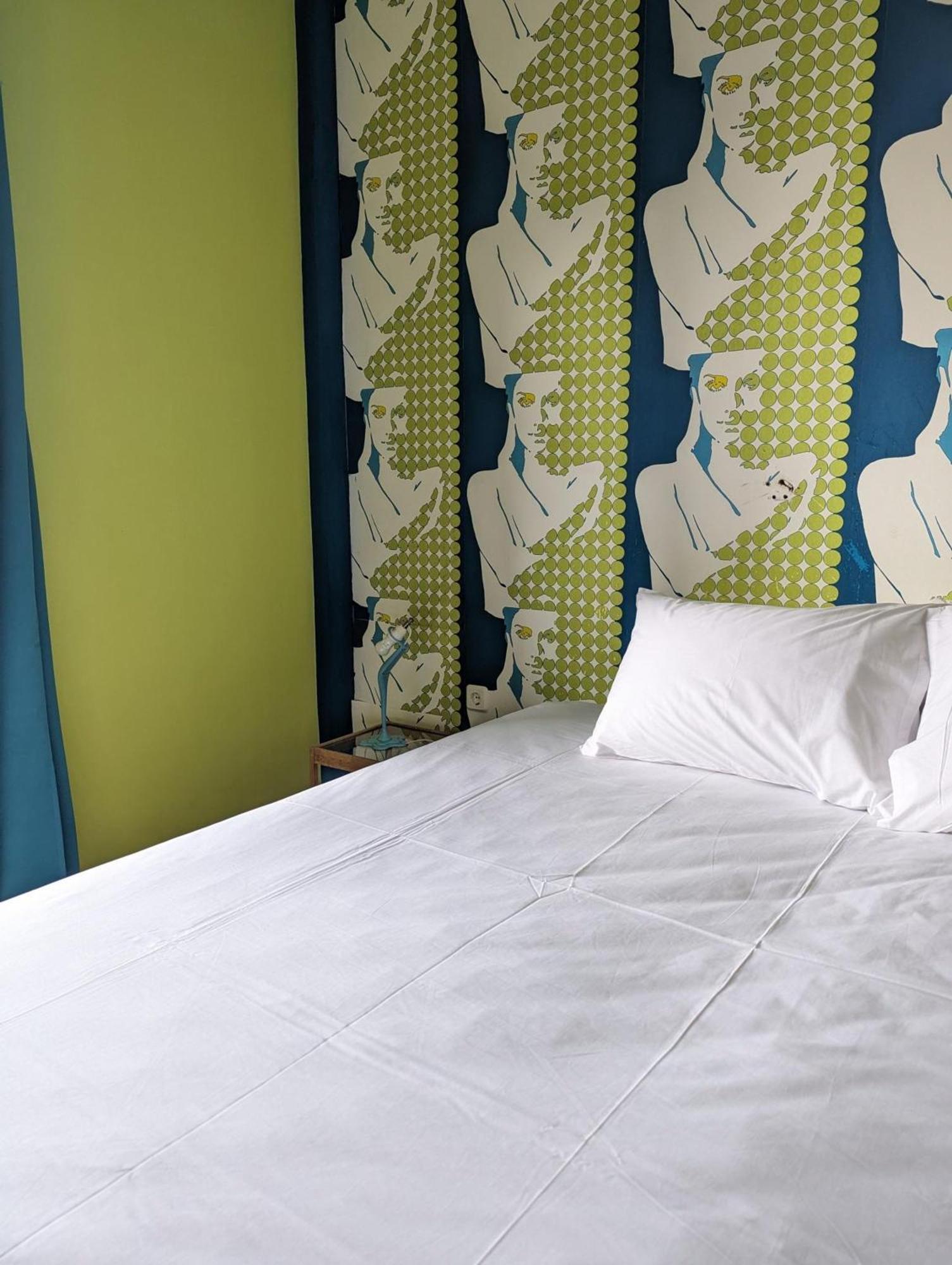 Okeania Seafront Rooms In カメナブルナ エクステリア 写真