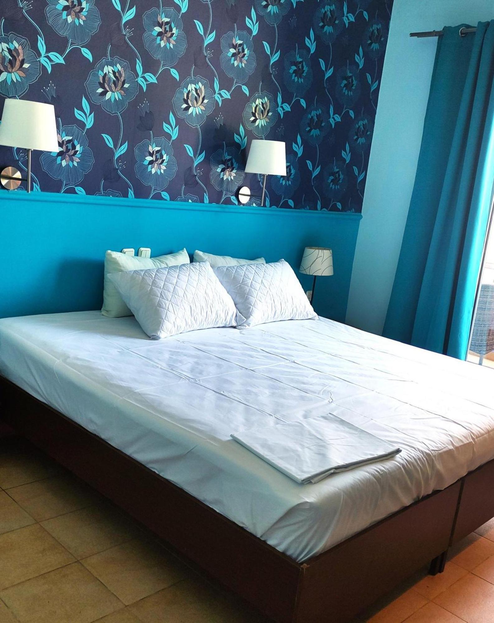 Okeania Seafront Rooms In カメナブルナ エクステリア 写真